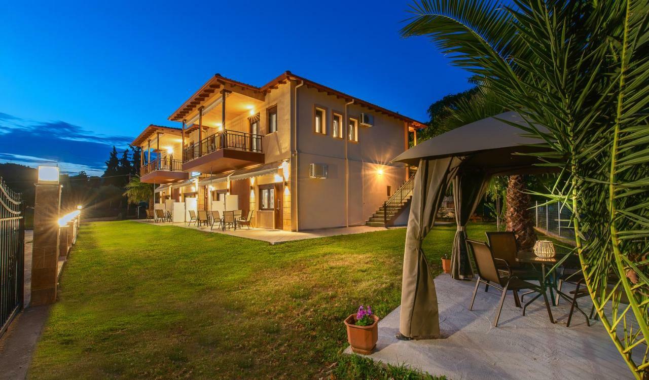 Luxury Apartments Marianna Neos Marmaras Luaran gambar