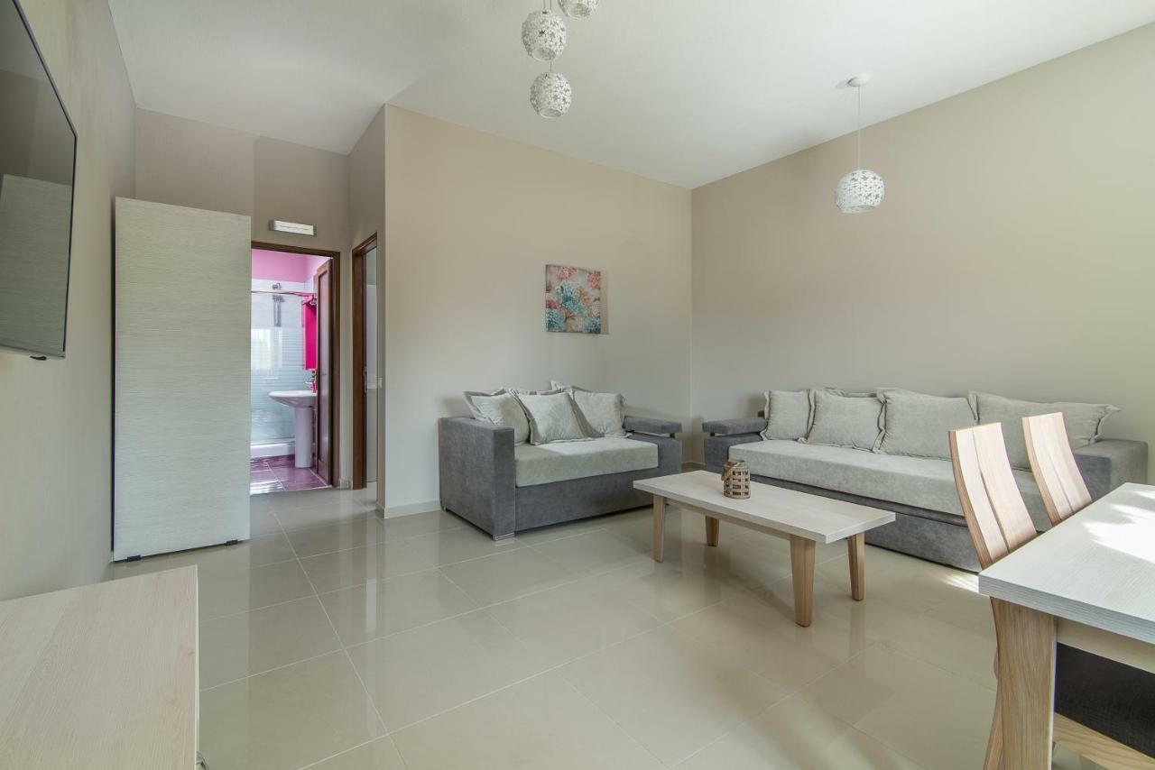 Luxury Apartments Marianna Neos Marmaras Luaran gambar